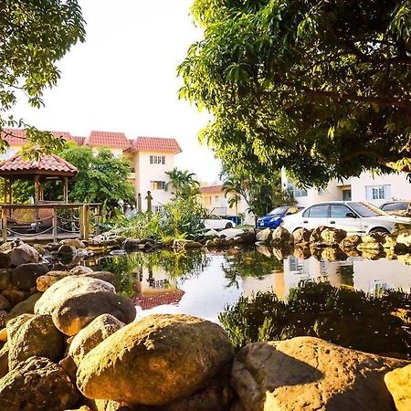 Kingston Guest Apt At Plantation Springs 외부 사진